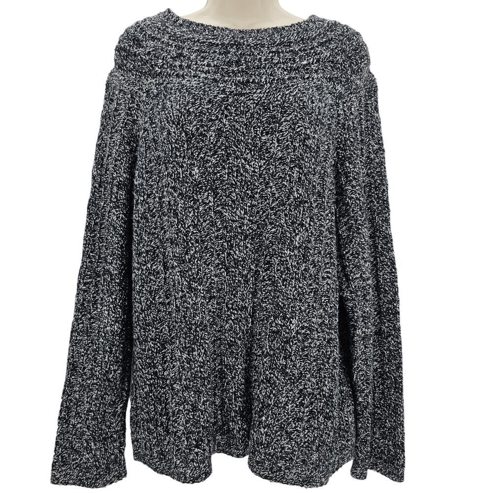 Liz Claiborne Woman size L Wool Blend Long sleeve Cable Knit Sweater Black White